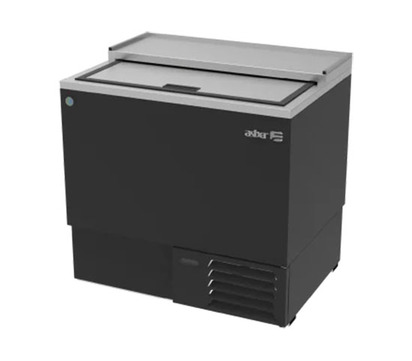 GLASS FROSTER EN VINIL NEGRO - 1 PUERTA SOLIDA CORREDIZA - PARRILLAS DESLIZABLES EN EL INT CON SIST